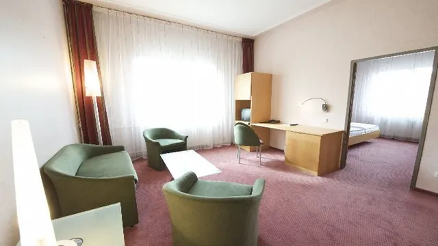 Mercure Airport Hotel Berlin Tegel photo 3