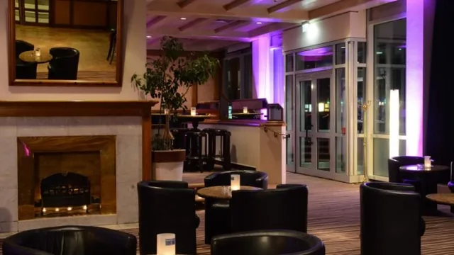 Ramada Encore by Wyndham Belconnen Canberra photo 2