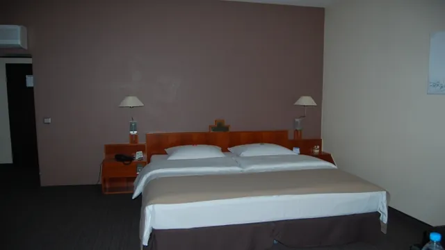 NH Stuttgart Sindelfingen photo 2