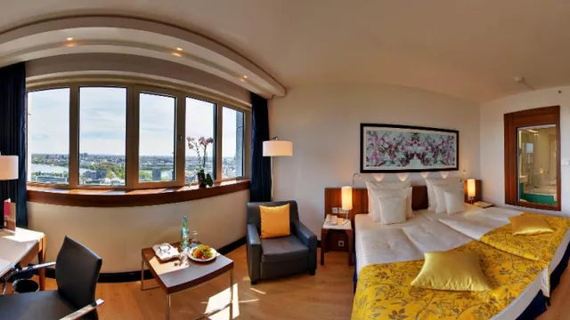 Radisson Blu Hotel Hamburg photo 4