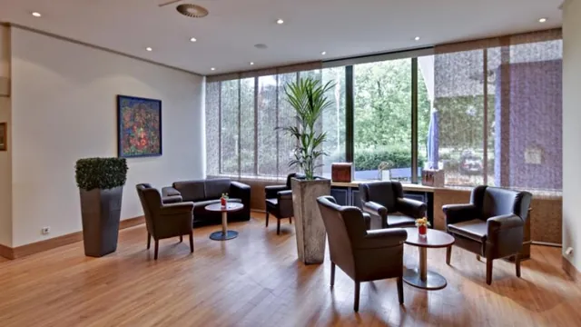 Ramada Suites by Wyndham Christchurch City photo 3