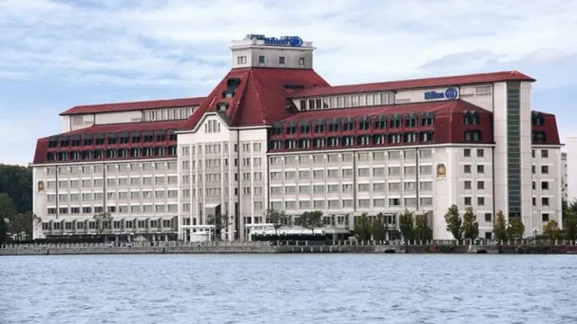 Hilton Vienna Danube Hotel photo 5