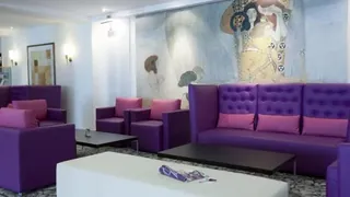 Ramada by Wyndham Drumheller Hotel & Suites