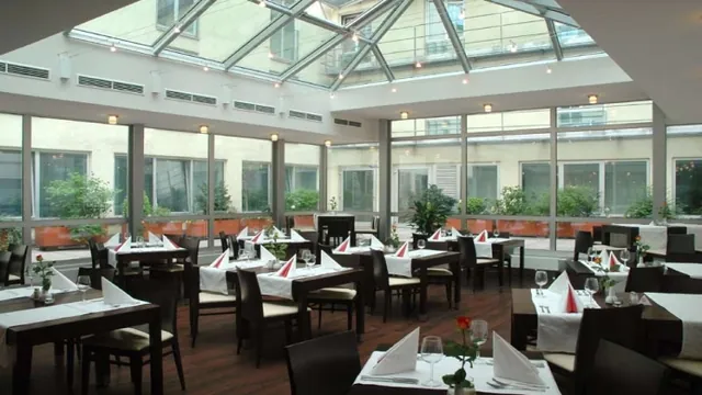 InterCityHotel Vienna photo 3