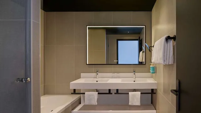 Novotel Bern Expo photo 10
