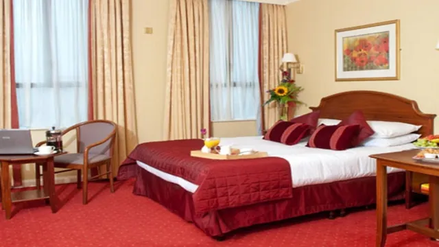 Galway Harbour Hotel photo 3