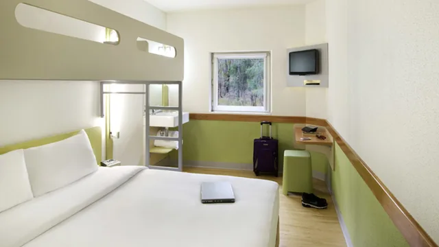 Ibis budget Melbourne Airport photo 7