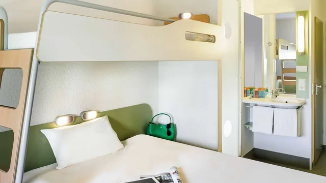 Ibis budget Lons le Saunier photo 7