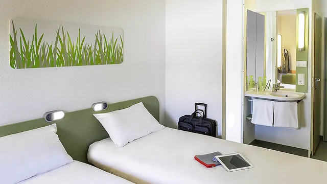 Ibis budget Issoire photo 8