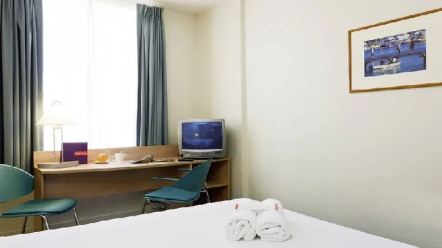 Novotel Amsterdam City photo 3