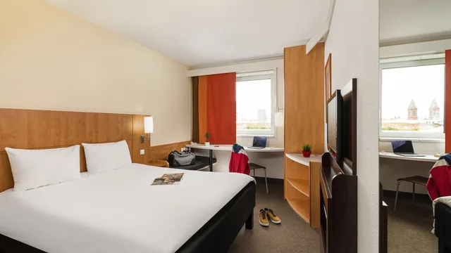 Ramada by Wyndham Jaipur North photo 4