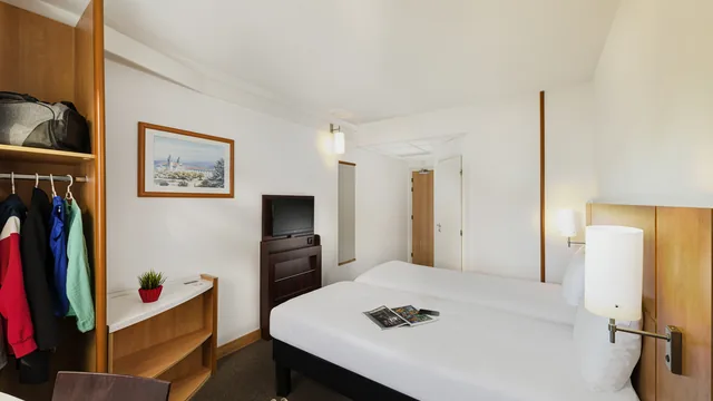 Ramada by Wyndham Jaipur North photo 5
