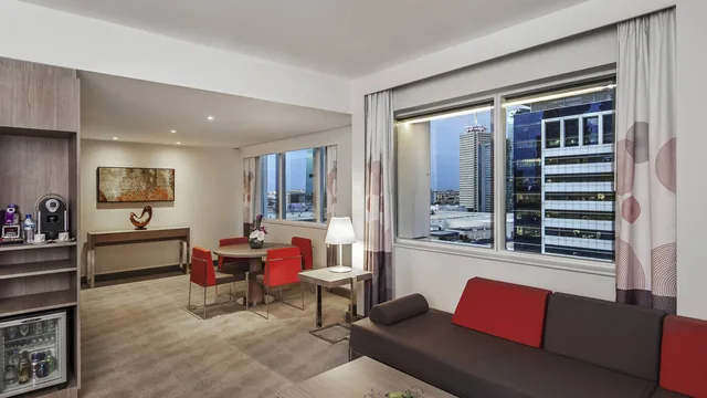 Ramada Encore by Wyndham Al Khobar Corniche photo 2
