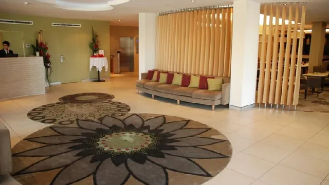 Grand Chifley Adelaide Hotel photo 2