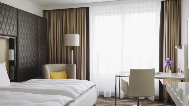 Pullman Berlin Schweizerhof photo 3
