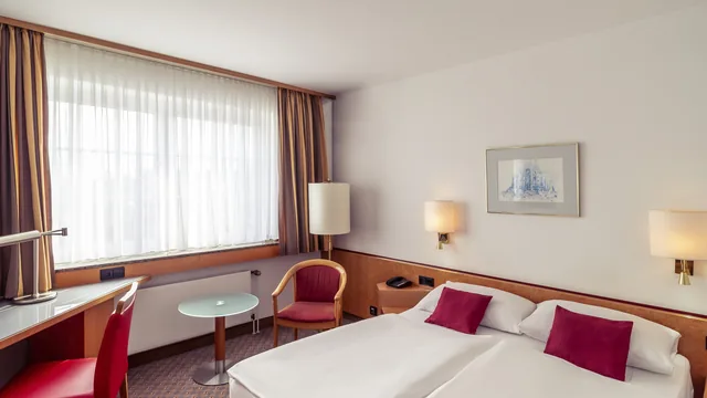 Ramada by Wyndham Luoyang Downtown photo 5