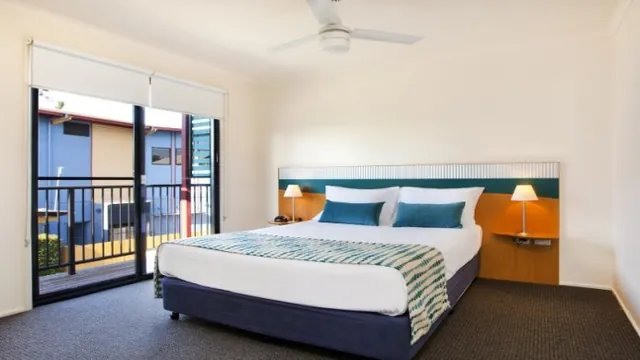 Australis Noosa Lakes Apartments Sunshine Coast photo 4