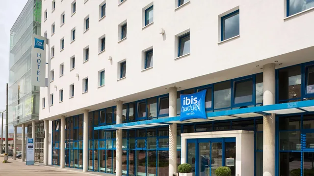 Ibis budget Stuttgart City Nord photo 9