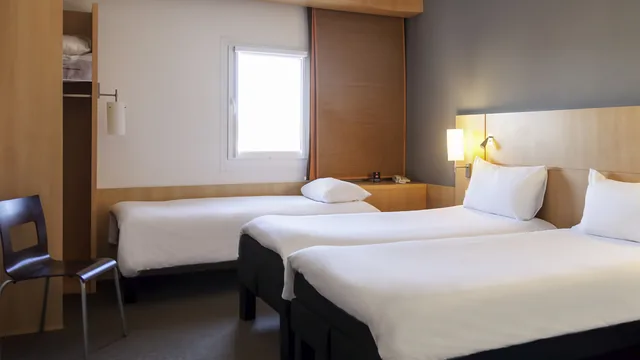 Ramada by Wyndham New Delhi Pitampura photo 9