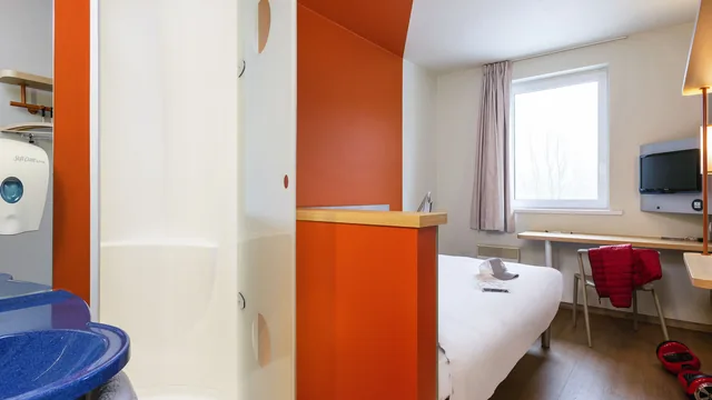 Ibis budget Charleroi Airport photo 3