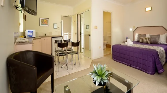 Cairns Reef Apartments & Motel photo 3