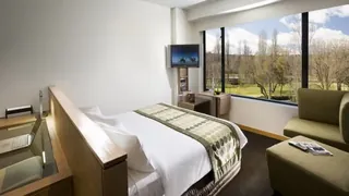 Crowne Plaza Hotel Canberra