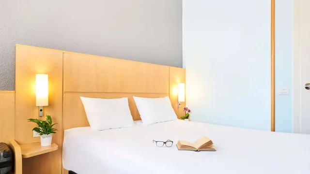 Ibis Como photo 5
