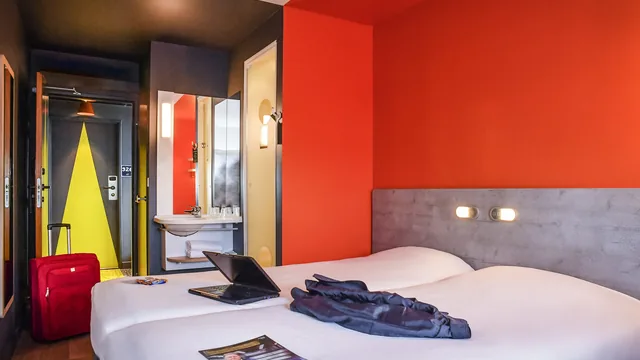 Ibis budget Coutances photo 3