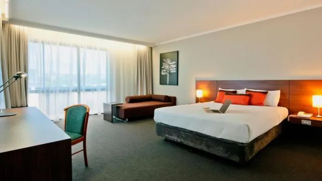 Ramada by Wyndham Riyadh photo 3