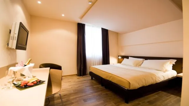Maxim Hotel Verona photo 2