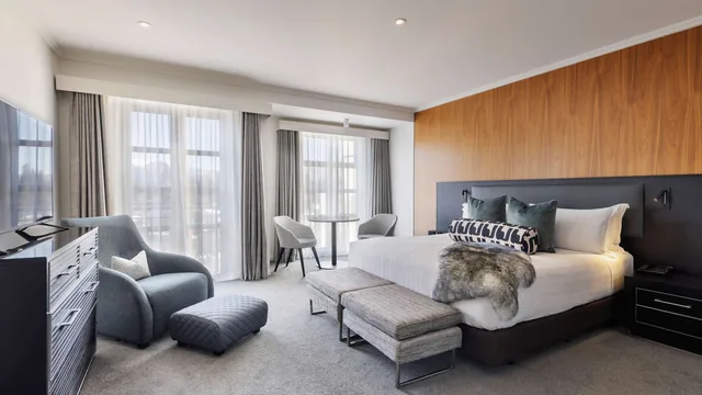 Sofitel Queenstown Hotel and Spa photo 4