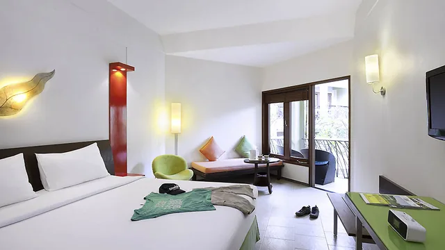 Ibis Styles Bali Legian photo 4