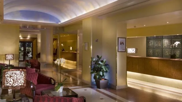 Ramada by Wyndham Shenzhen Baoan photo 2
