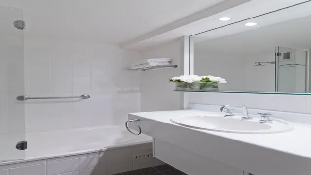 Ramada by Wyndham Tampico Centro photo 2