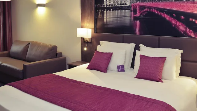 Mercure Lyon Est Chaponnay Hotel photo 4