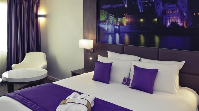Mercure Lyon Est Chaponnay Hotel photo 8
