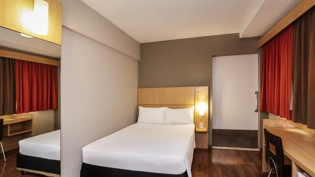 Ramada by Wyndham Yichang Riverside photo 6