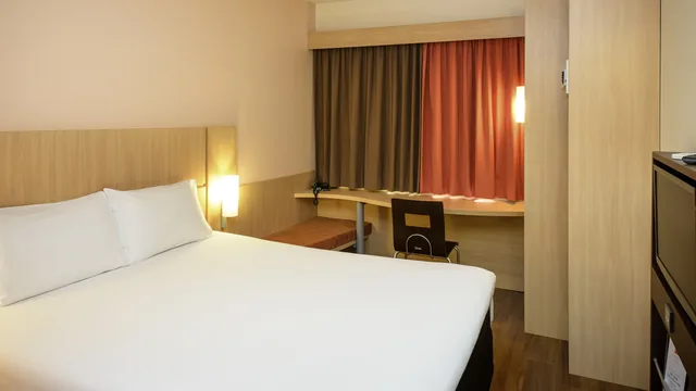 Ramada by Wyndham Yichang Riverside photo 7