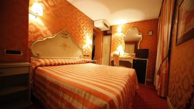 Lux Hotel Venice photo 1