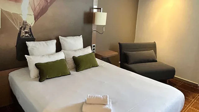 Super 8 by Wyndham Austin MN photo 5