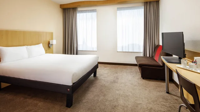 Ibis Nottingham Centre photo 1