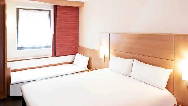 Ibis London Elstree Borehamwood photo 2