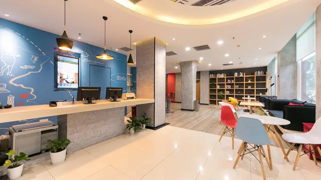 Ibis Wuhan Hankou photo 7