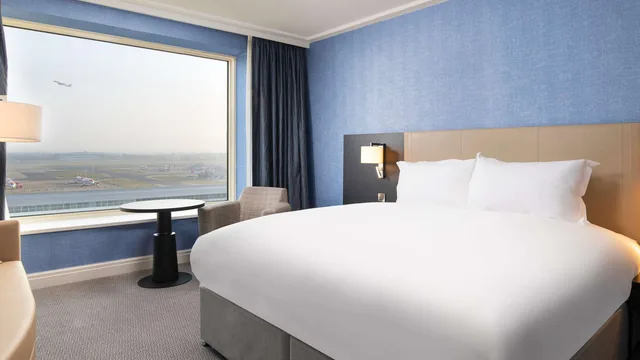 Sofitel London Gatwick photo 2