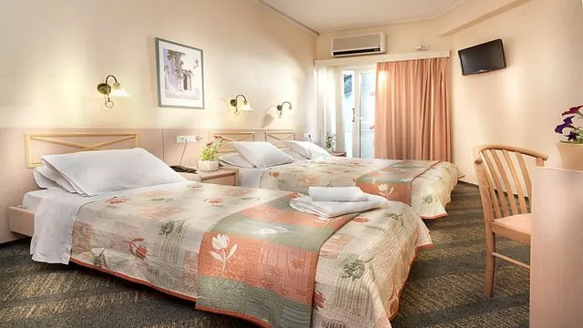 Adrian Hotel Athens photo 3