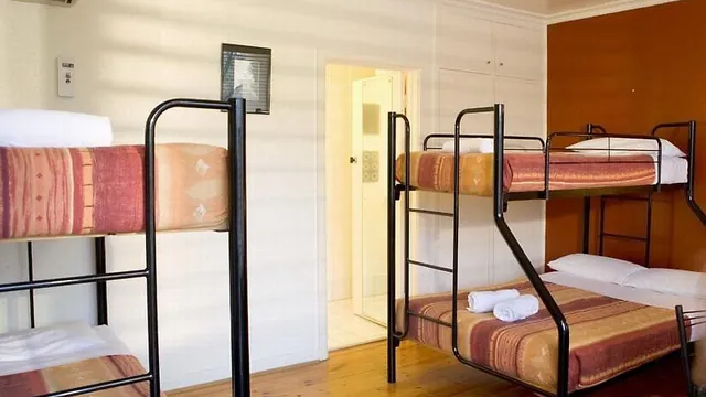Easystay Apartments Melbourne photo 3