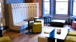 Super 8 by Wyndham Bronx Near Botanical Garden