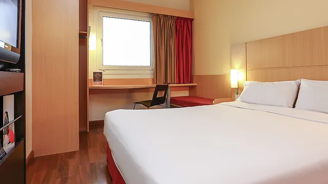 Ibis Buenos Aires Obelisco photo 6