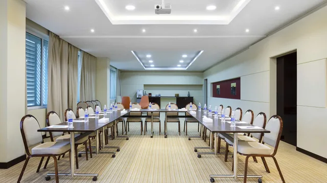 Ibis Muscat photo 7
