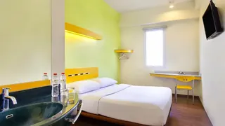 Aruba Beach Resort Gold Coast